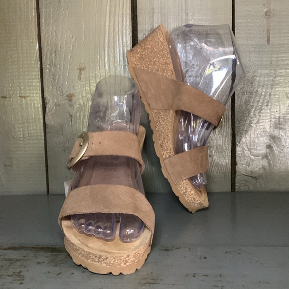 Yokono Wedge Sandals - Picture 4 of 7